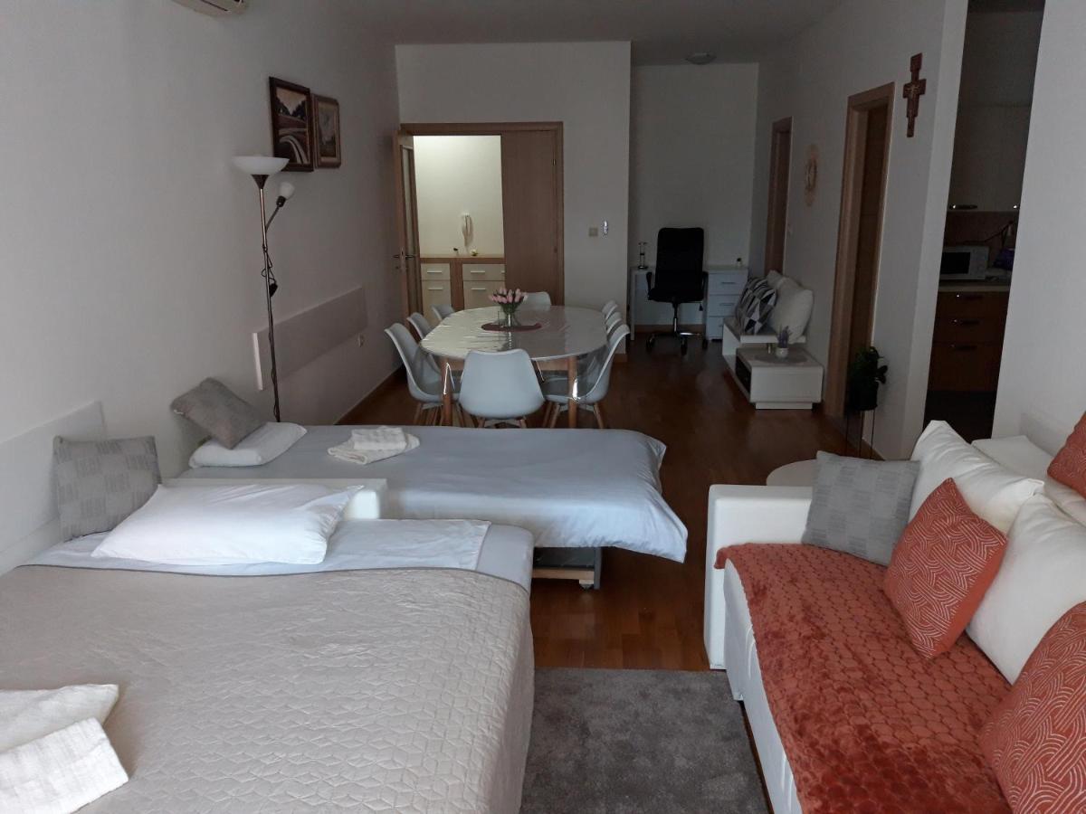 Marys Home Apartment Medugorje 외부 사진